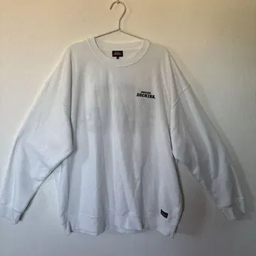 DICKIES 화이트 맨투맨 트레이닝복