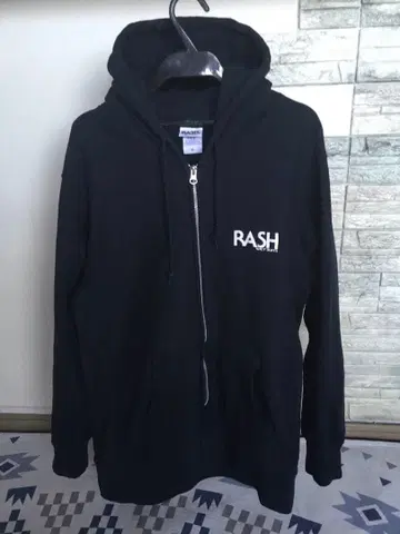 새상품급! RASH WET SUITS 깃털 백 풀 집업 XL 후드티