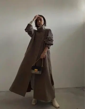 AmeriVintage 아메리빈티지 POOFYFLARELONGCOAT