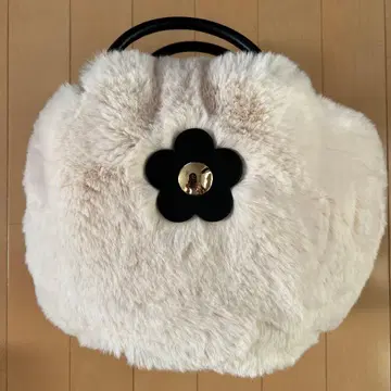 MARY QUANT 크림색 인조 모피 토트백