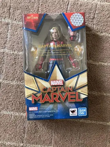 BANDAI S.H.Figuarts 캡틴 마블