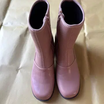 베이지 지퍼 달린 숏부츠 키다리 아저씨
