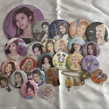 TWICE 사나 캔뱃지 묶음 판매