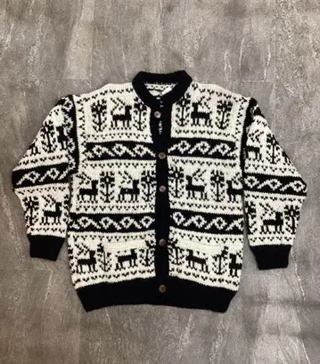 사슴 패턴 니트 가디건