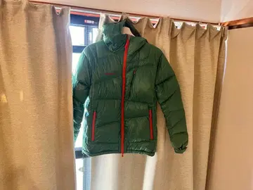 MAMMUT 그린 다운 자켓 후드 부착