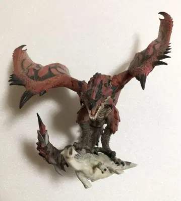 몬스터 헌터 리오레우스 피규어