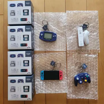 닌텐도 뮤지엄 키링 Wii Switch 어드밴스 큐브