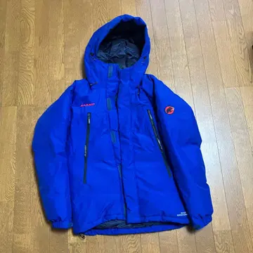 새상품급 마무트 윈드스토퍼 윈터 필드 다운 자켓