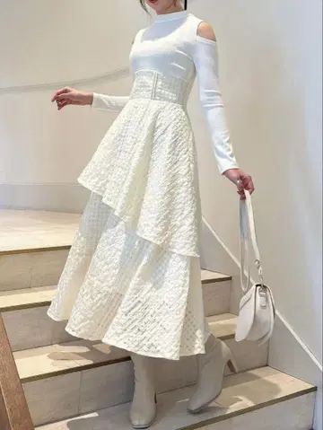 dazzlin 백리본 티어드 콤비 원피스