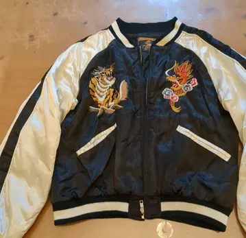 JAPANESE EMBROIDERED JACKET 스카잔