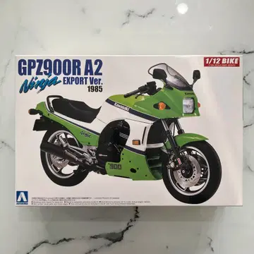 Kawasaki GPZ900R A2 1985 1/12