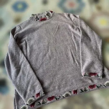 라벤더 꽃 자수 캐시미어 100% 스웨터