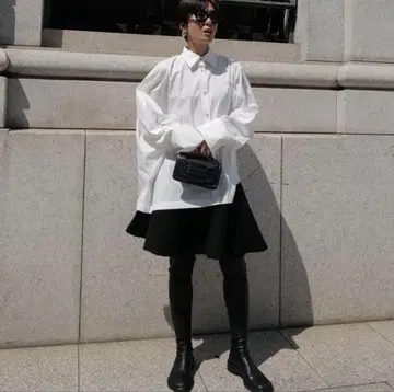 새상품 MACHATT 마차트 부클레 니트 스커트 블랙