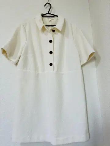 새상품 H&M 크림색 반팔 셔츠 드레스 XL 사이즈