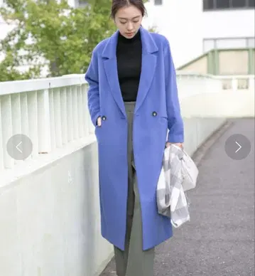 어반리서치 로쏘 세미 더블 롱 체스터 코트 블루