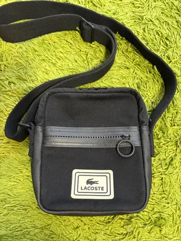 LACOSTE 블랙 숄더백