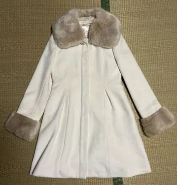 Burlone 퍼 달린 롱 코트