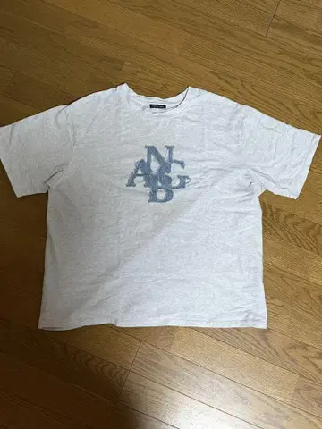 ANDGEEBEE 그레이 T셔츠 로고 프린트