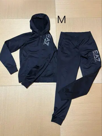 [ EMPORIO ARMANI ] EA7 블랙 셋업 상하의 M 사이즈