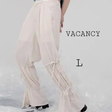 [ 2023년 모델 ] 바칸시 셔링 와이드 팬츠 ( L ) 아이보리