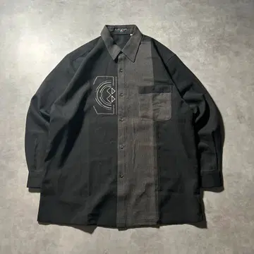 빈티지 흑백 절개 자수 로고 긴팔 모드 셔츠 레트로