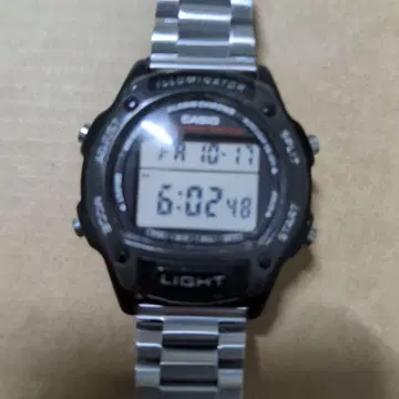 CASIO ILLUMINATOR 디지털 시계