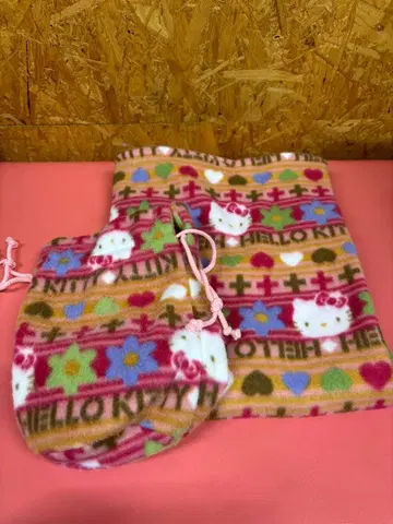 헬로키티 플리스 담요