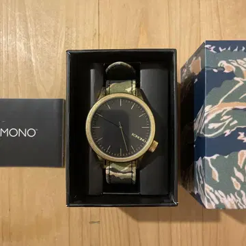 KOMONO 골드 카모플라주 손목시계
