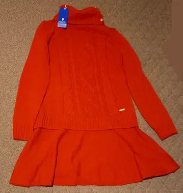 미사용 블루 라벨 니트 원피스 케이블 오렌지 도킹