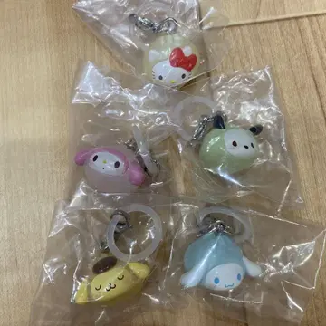 산리오 캐릭터즈  메지루시 액세서리 가챠