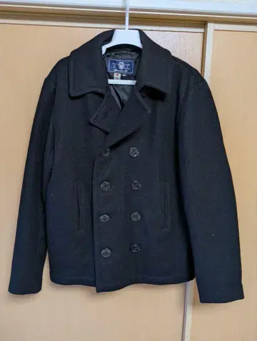 Avirex Ltd. 블랙 피 코트 40