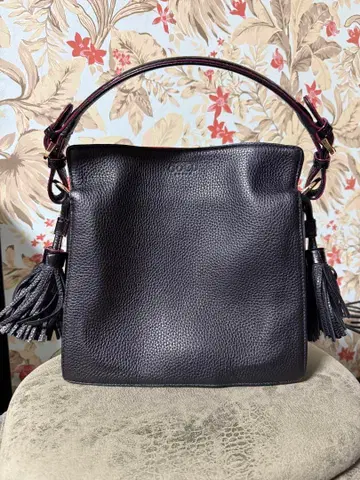 가죽 숄더백 태슬 포함 블랙