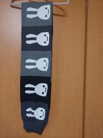 CUNE 큔 머플러