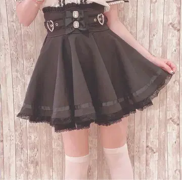 LIZLISA 볼륨 플레어 스커트