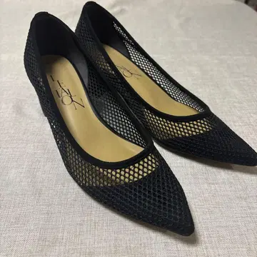 새상품급 LeTalon 25cm 블랙 펌프스