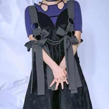 Ribbon noir 2way 플리츠 메로우 하네스