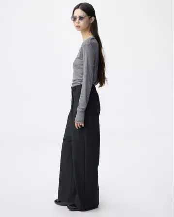 [ 새상품 ] GU 랩 슬랙스 블랙 L
