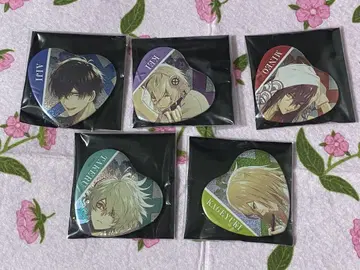 카라마리 컬러 x 마리스 하트 캔뱃지