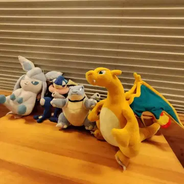 포켓몬 봉제 인형 4종 ( 리자몽, 거북왕, 개굴닌자, 글레이시아 )