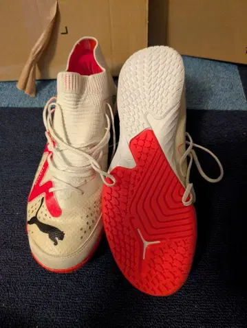 25.0cm 푸마 퓨처 얼티메이트 코트 실내