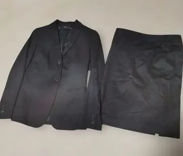 유니클로 질 샌더 수트 스커트 블랙 S 사이즈 작음