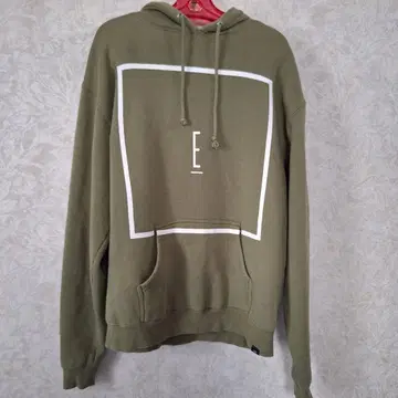 엘비라 ELVIRA 후드티 M 사이즈