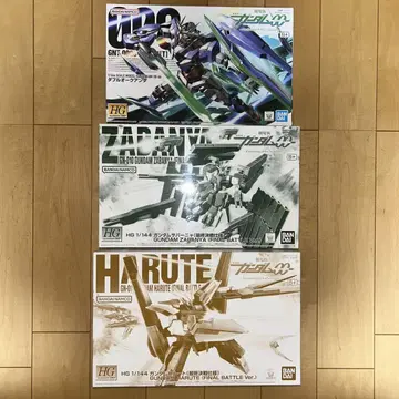 HG 더블오 퀀터 건담 사바냐 건담 하루트 세트
