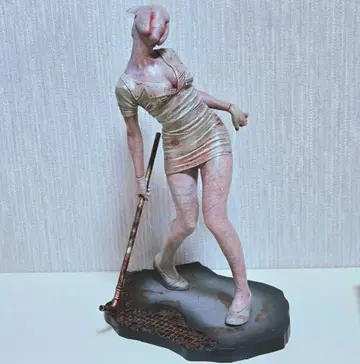 사일런트 힐 2 버블 헤드 간호사 1/6 스케일 PVC 동상