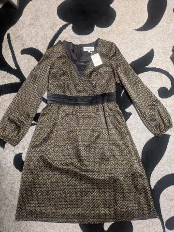 SOUP 꽃무늬 긴팔 무릎 기장 원피스