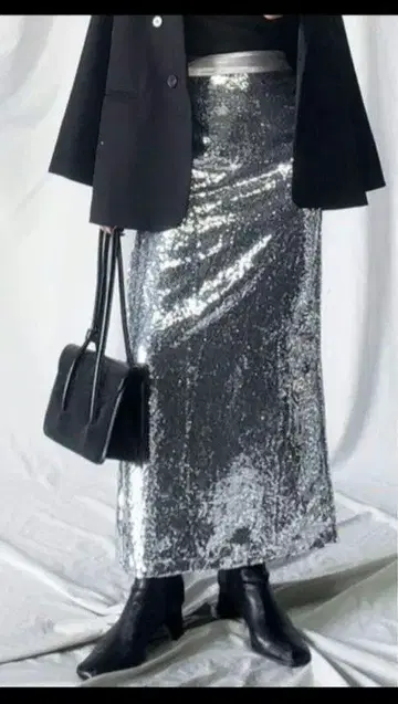 밈 셀렉 메탈릭 스팽글 타이트 롱 스커트