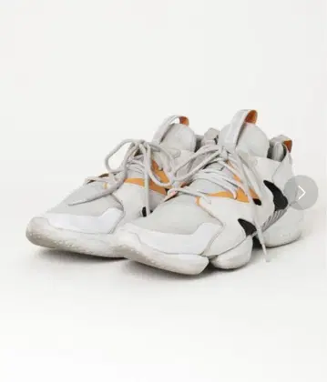 리복 스니커즈 화이트/블랙/오렌지