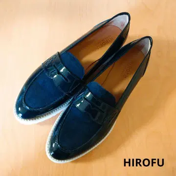 [ 가격 인하 ] 히로후 HIROFU 에나멜 스웨이드 콤비 코인 로퍼