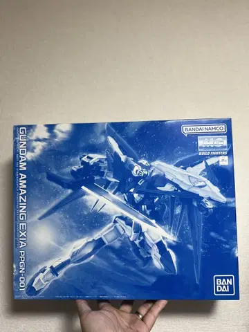 MG 1/100 건담 어메이징 엑시아