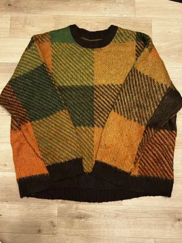 컬러풀 패치워크 스웨터
